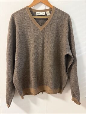EUC Orvis Men’s cashmere V-neck sweater